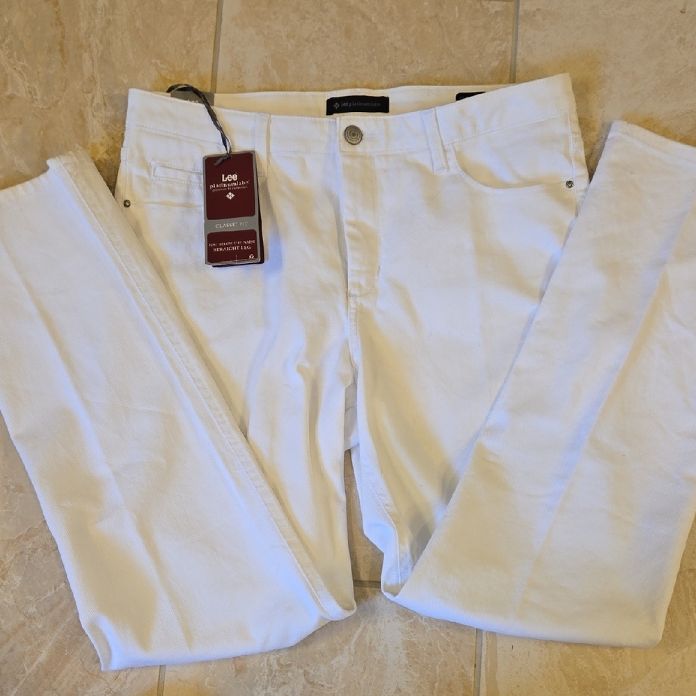 Lee Women's Straight Leg Jeans in Bright White - Picture 7 of 11